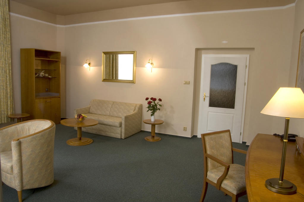 Dr. Adler Spa & Kurhotel Франтишкови-Лазне Экстерьер фото
